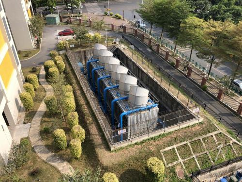 玻璃鋼冷卻塔飛水的原因及解決方案,方形逆流玻璃鋼冷卻塔